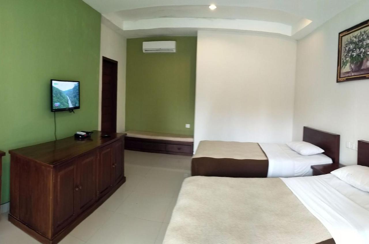 Mascot Hotel סנגיגי מראה חיצוני תמונה